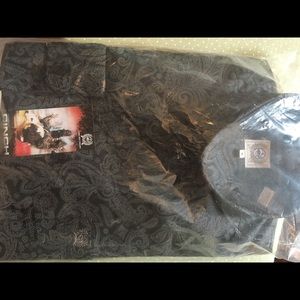 Men’s small Cinch button down